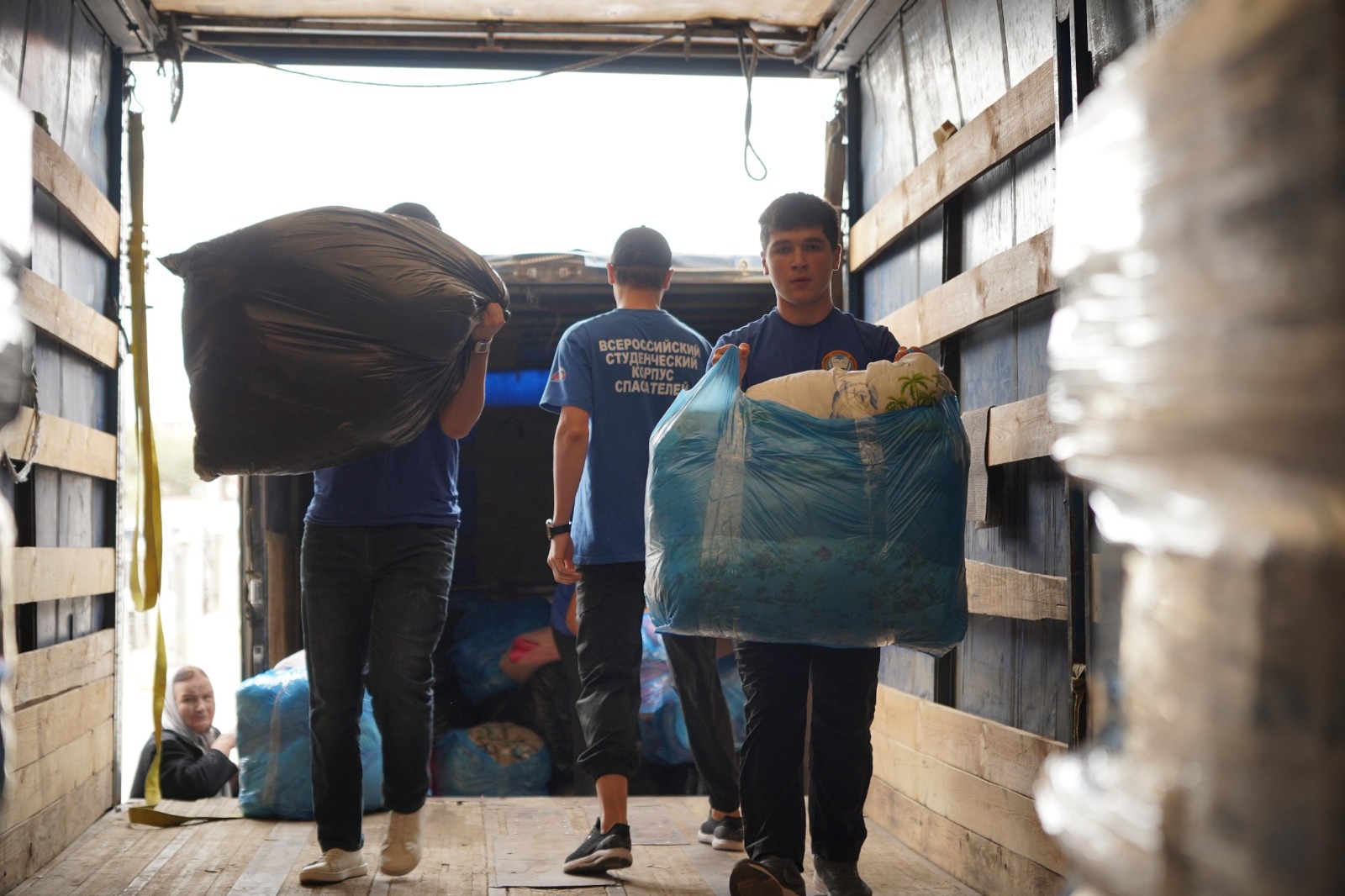 Гуманитарная миссия студентов-спасателей